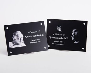 An image of Queen Elizabeth II Memorial Plaque - 400mm x 300mm (A3)