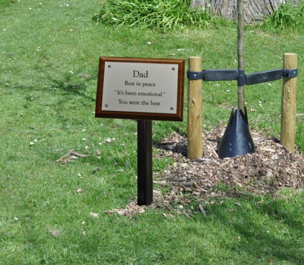 Aluminium Memorial Tree Plaque - Brunel Engraving