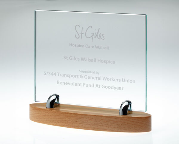 GW04 Glass Plaque with wooden base