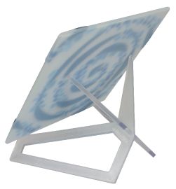 Plastic stand with glass_back