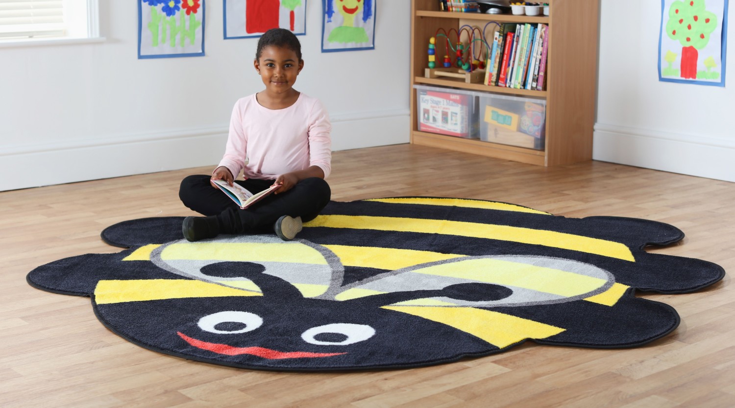 An image of Back to Nature Bumble Bee Shaped Carpet