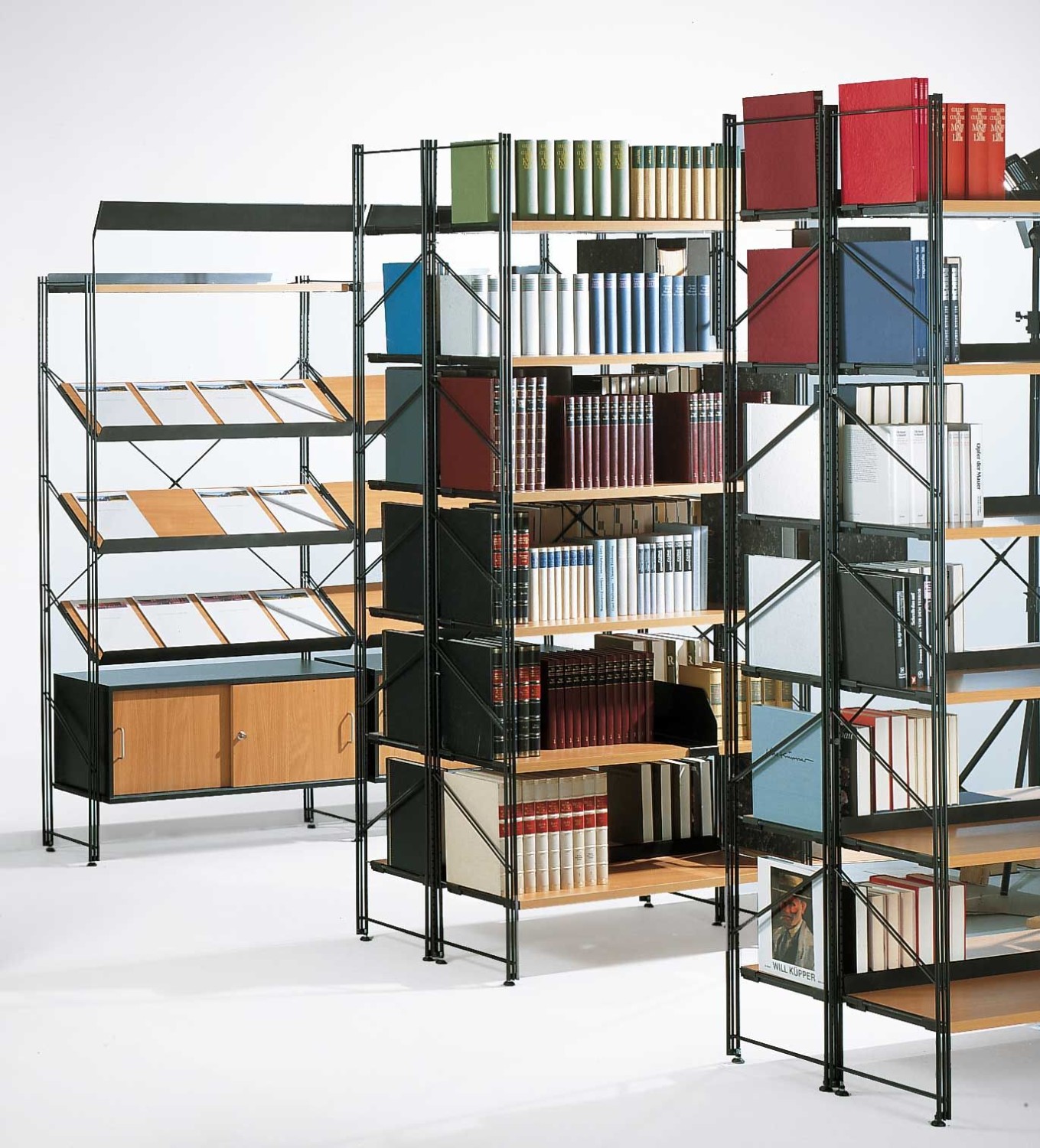 An image of Libro Library Shelving - One support and five shelves 750mm Wide