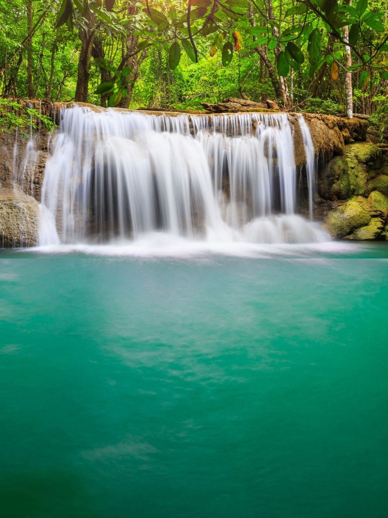 An image of Giant Waterfall and Pool Playmat