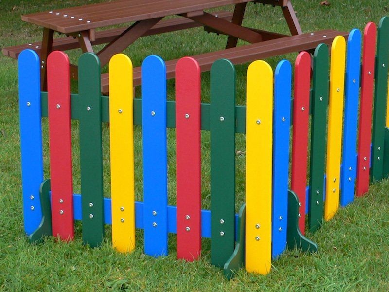 An image of Westlake Rainbow Outdoor Fence