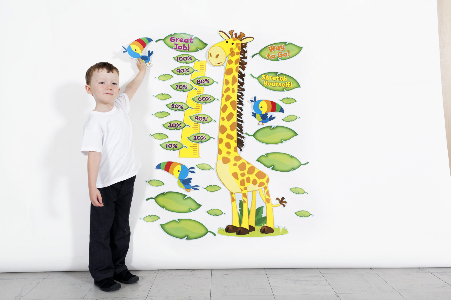 An image of Motivation Giraffe Bulletin Board Pack