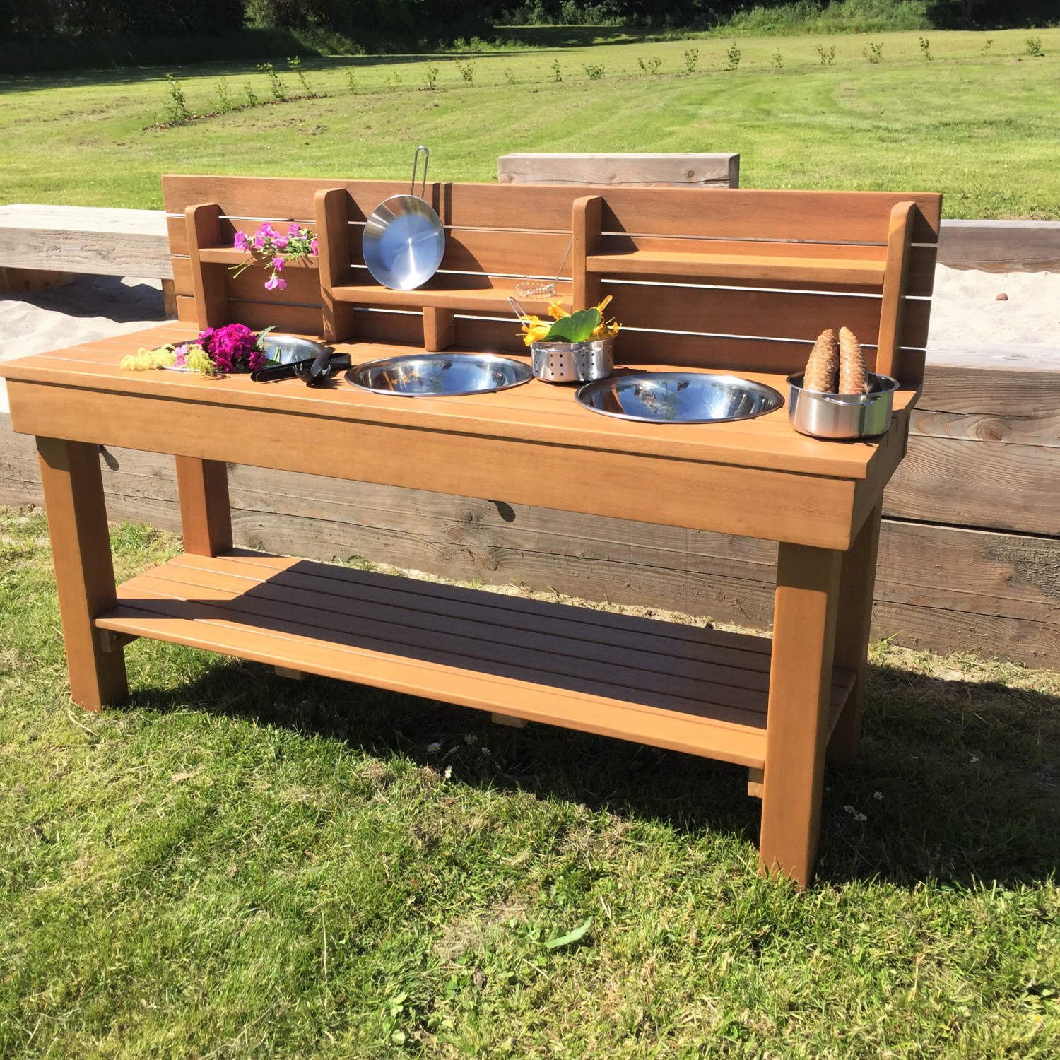 An image of Ares Outdoor Messy Kitchen with 3 Bowls