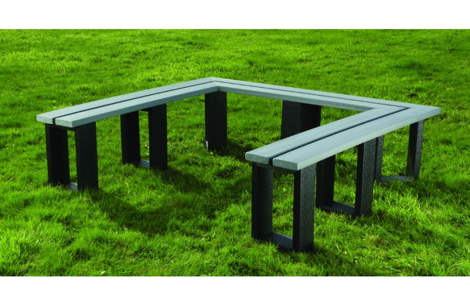 An image of Posit Recycled Plastic Easy Clean Modular Table & U Seat - Out...