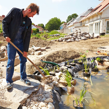 pond_building