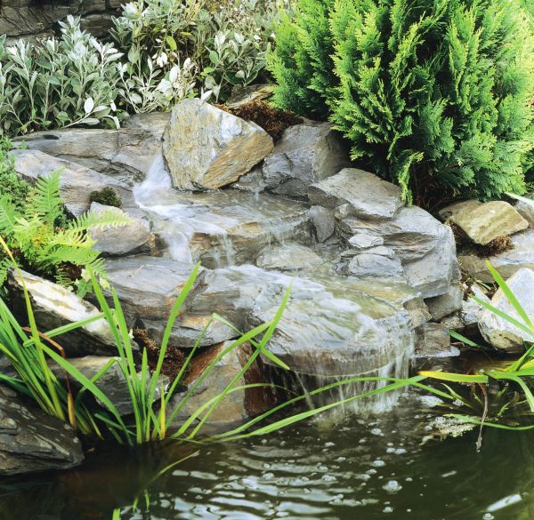 Oase AquaMax Eco Classic Pond Pumps Energy-Efficient Solids-Handling Pumps